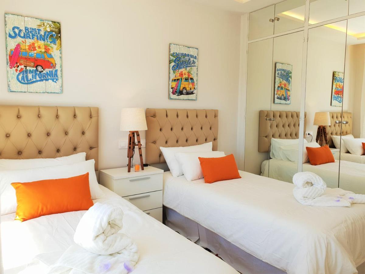 Fantastic Apartment B In Front Of The Sea & Marina Estepona Exterior foto